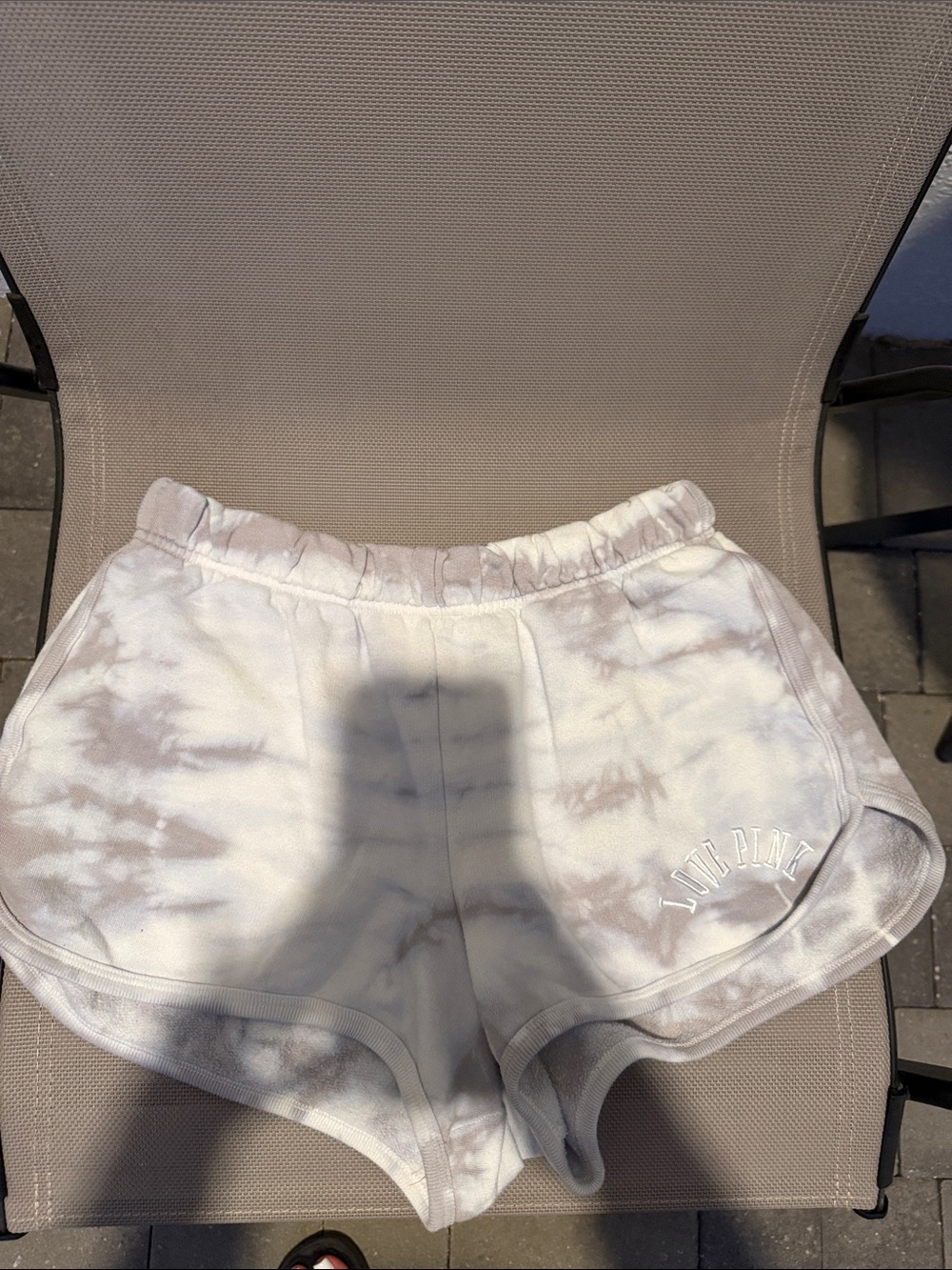 PINK Victoria's Secret Women's Tie-Dye Athletic Shorts - White/Light Gray